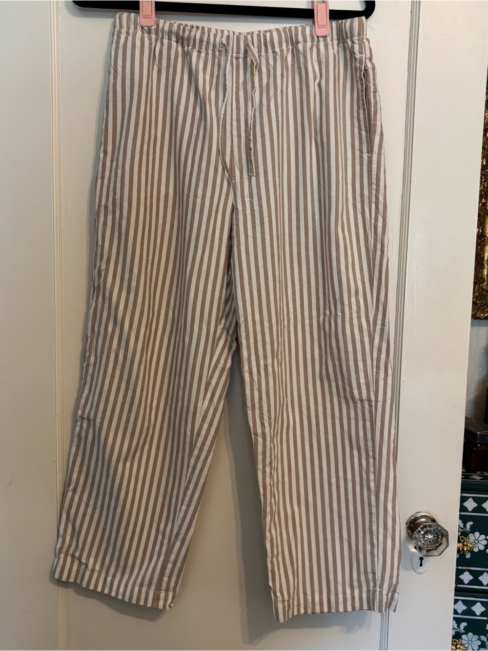 Orvis Beige and White Striped Cropped Lounge Pants